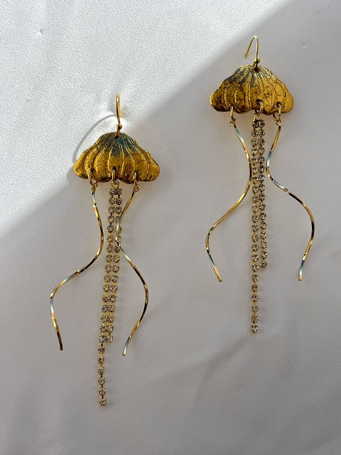 Jellyfish sparkles