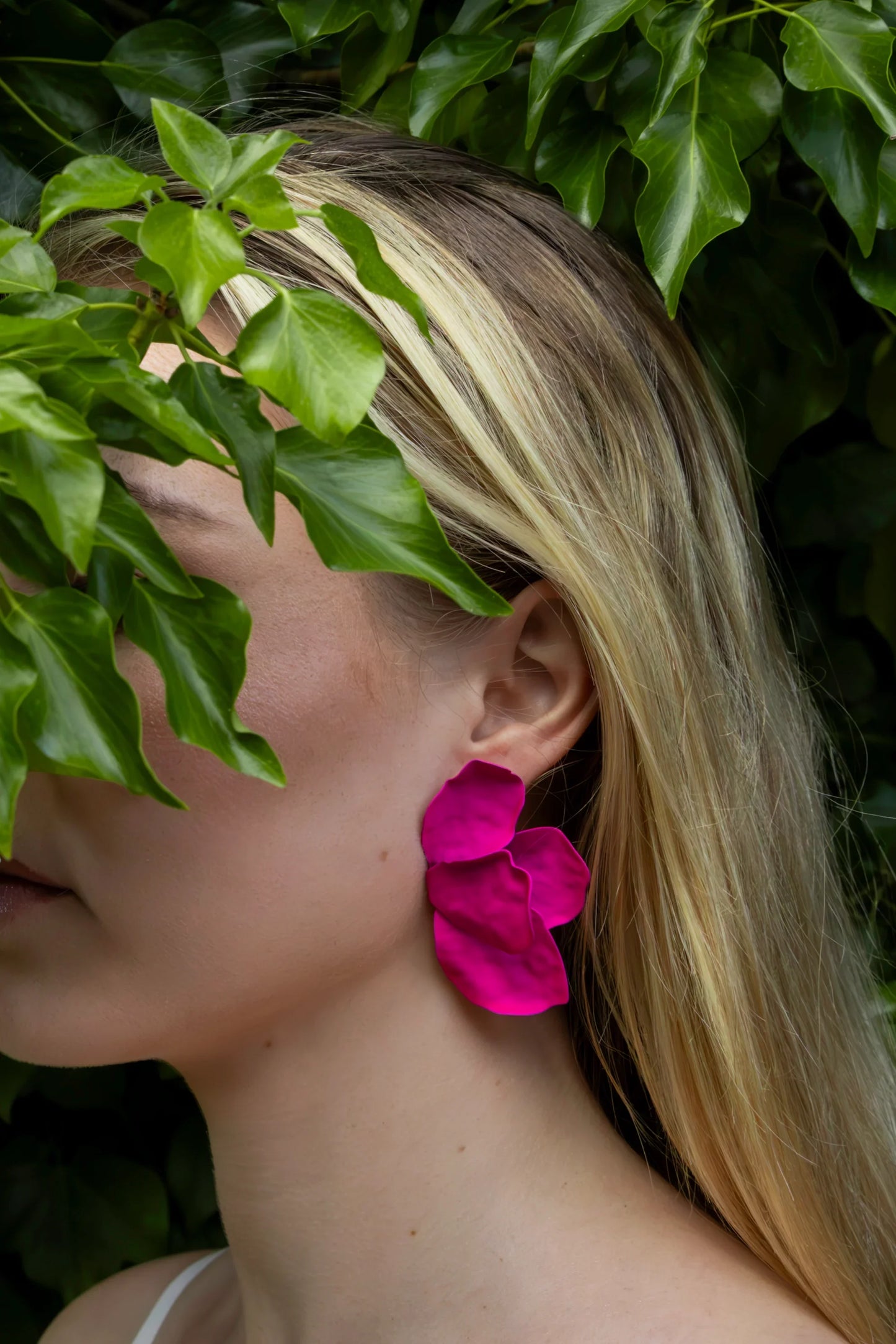 Bougainvillea Red/Green/Blue - Kybalion Jewellery