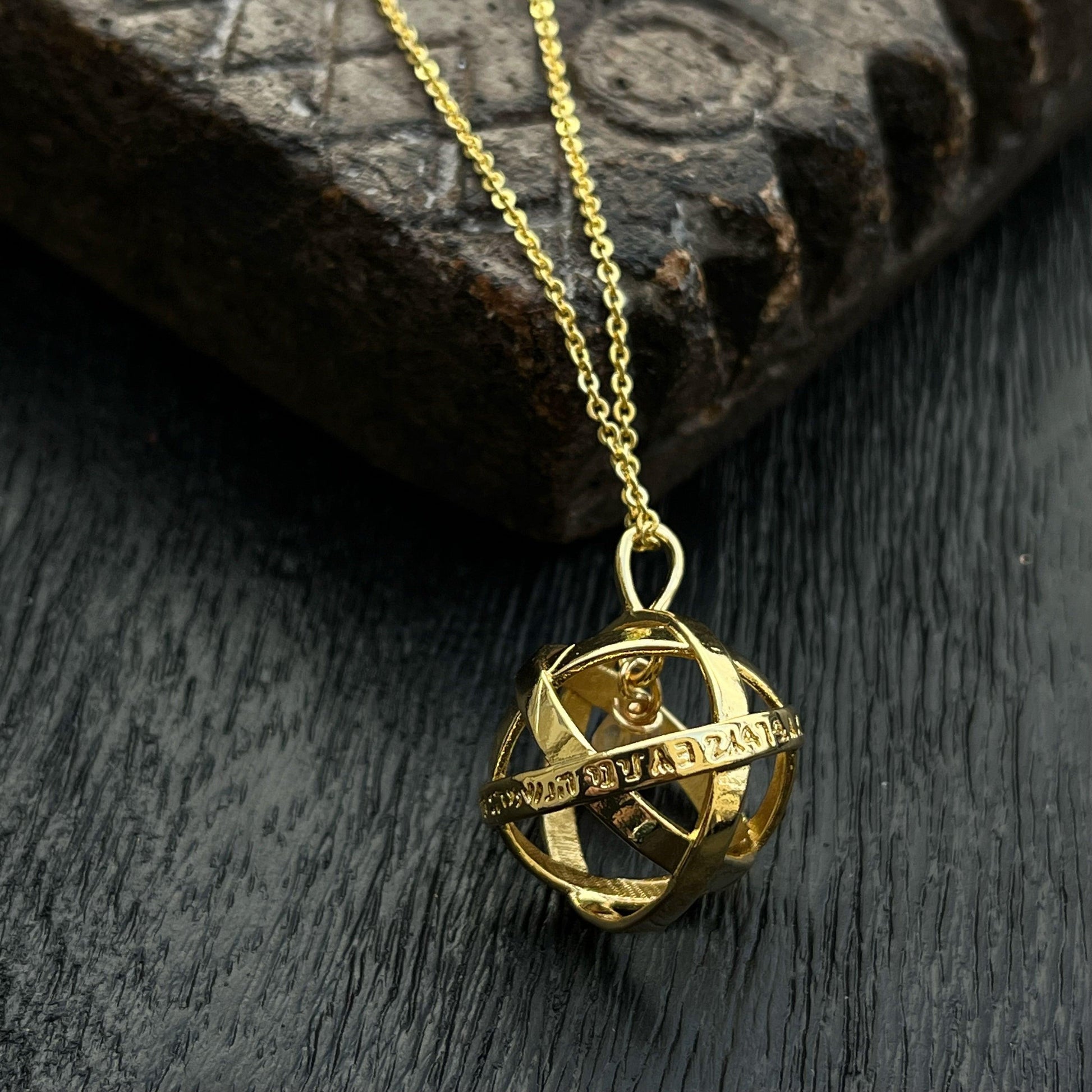 Genesa Crystal _ Manifesting Necklace - Kybalion Jewellery