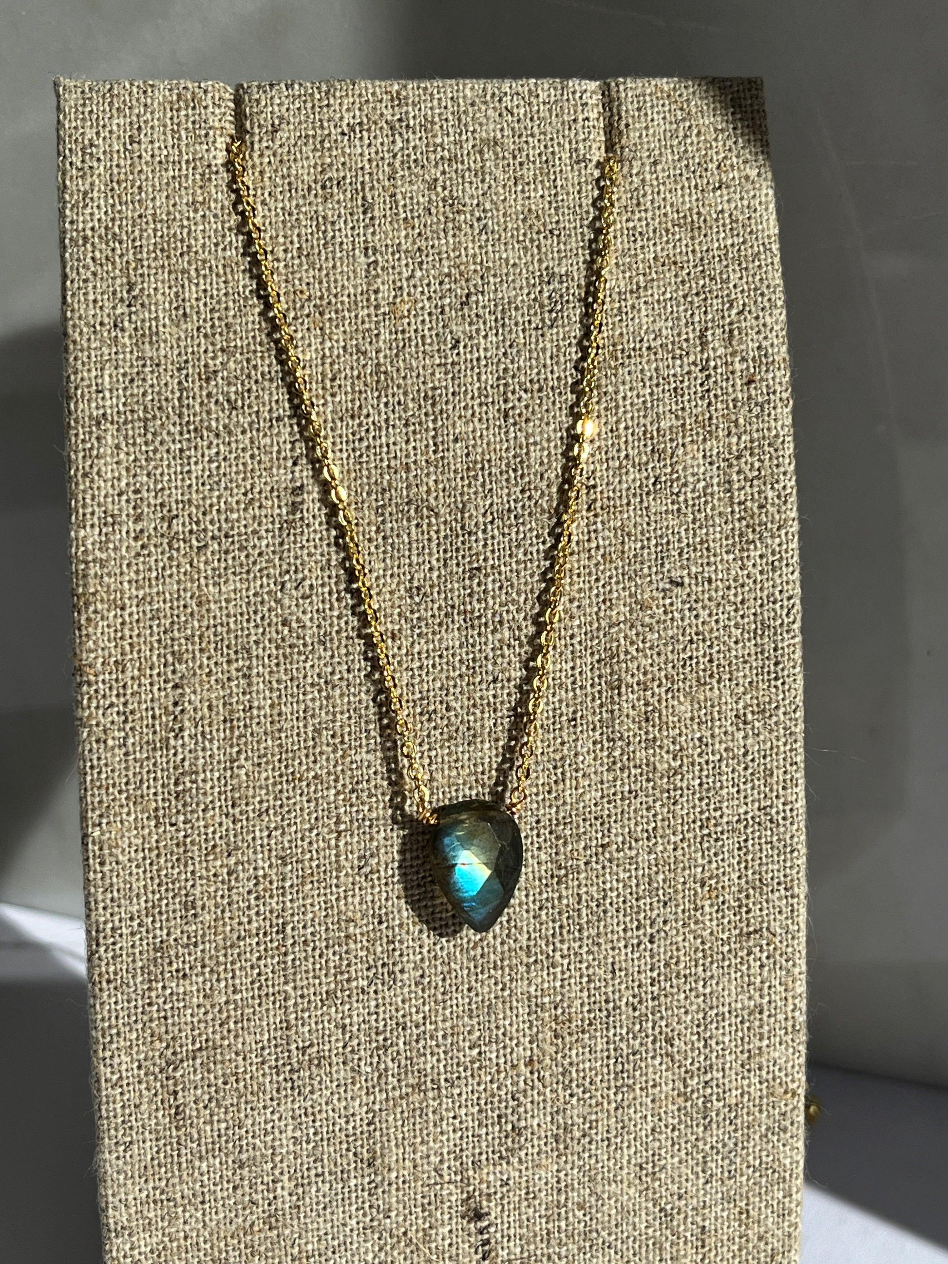 Labradorite Pendant - Kybalion Jewellery