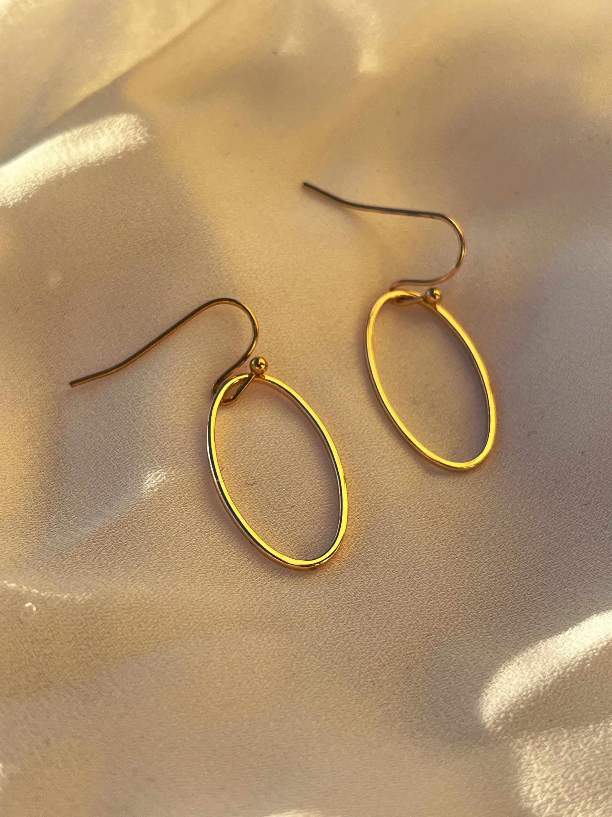 Ollie Earrings - Kybalion Jewellery