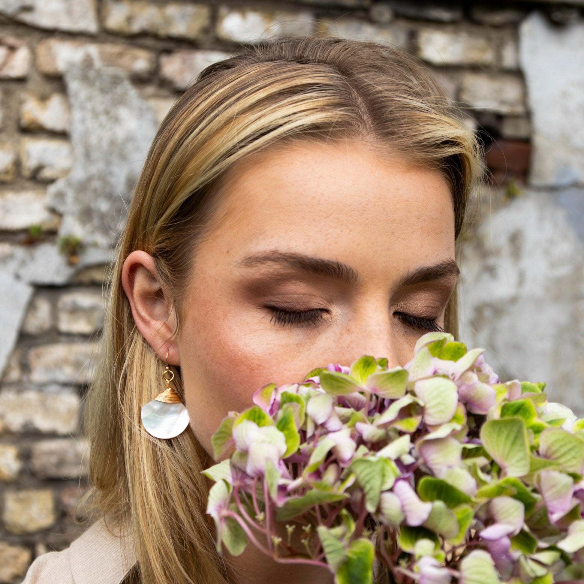 Pearl Shell Earrings - Kybalion Jewellery